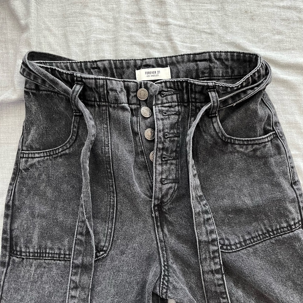 Black forever 21 jeans size 25